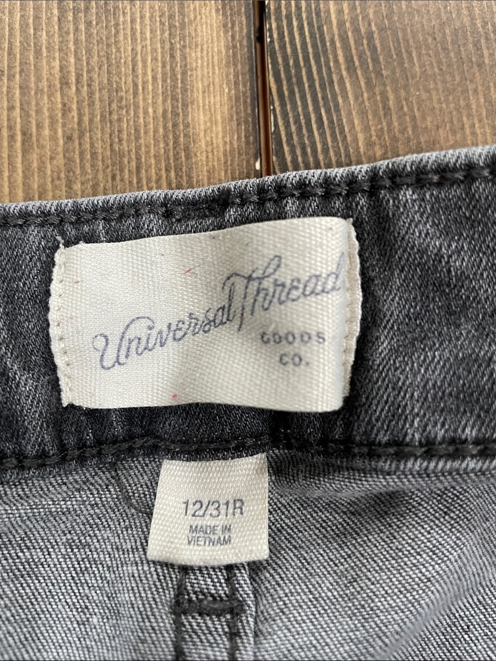 Women’s Universal Thread High Rise Skinny Jeans - Picture 6 of 6